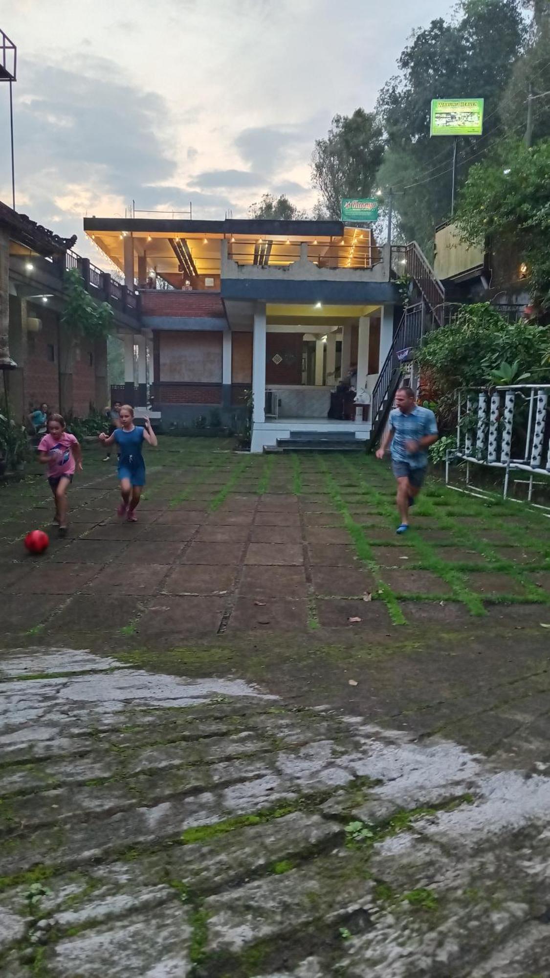 Kanaya Homestay & Warung Heaven Munduk Екстериор снимка